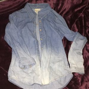 Light jean jacket size medium